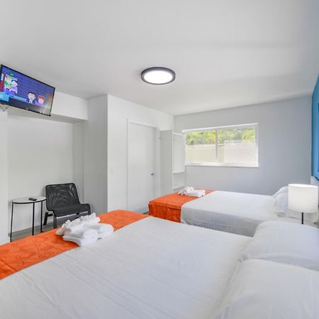 Radiant Unit With Parking And Pool - M26 Apartment Hollywood Exterior photo