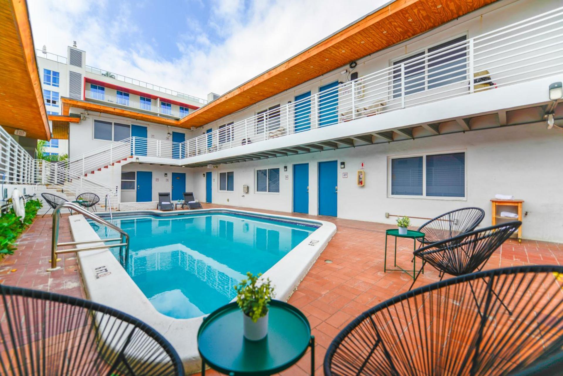 Radiant Unit With Parking And Pool - M26 Apartment Hollywood Exterior photo